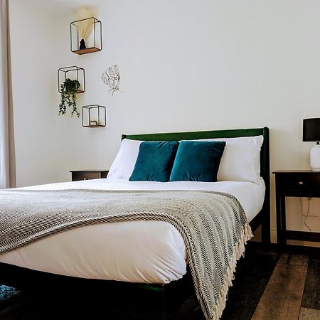 Sterling Stylish 2 Bedroom Central Modern Apartment Darlington  Esterno foto