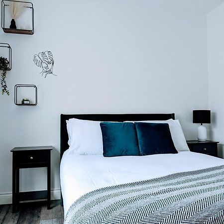 Sterling Stylish 2 Bedroom Central Modern Apartment Darlington  Esterno foto